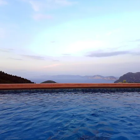 Villa Sirens - Sea View Private Pool